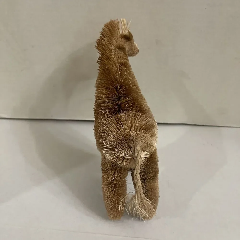 Buri Bristle Brushart Giraffe 8.5